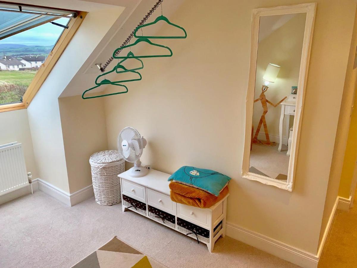 Loft Room @ Sean And Janes Ballycastle Eksteriør billede